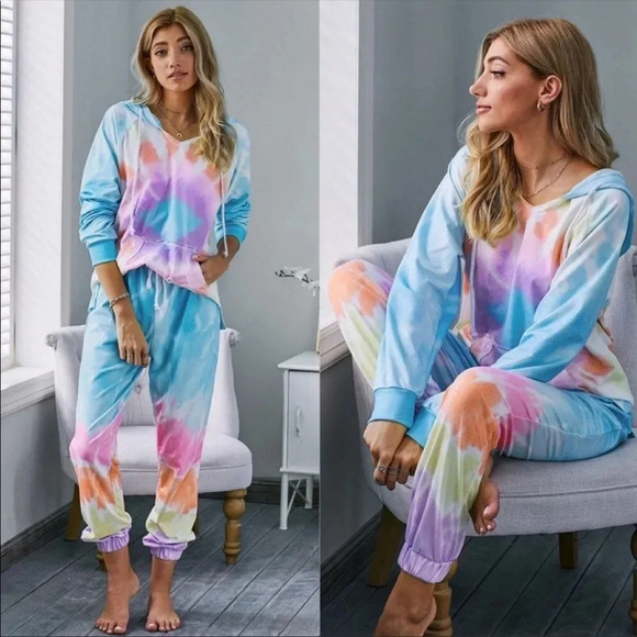 Colorful Tie Dye Lounge Set | 2-Piece Hoodie & Jogger Sweatsuit | Sz L - Picture 3 of 3
